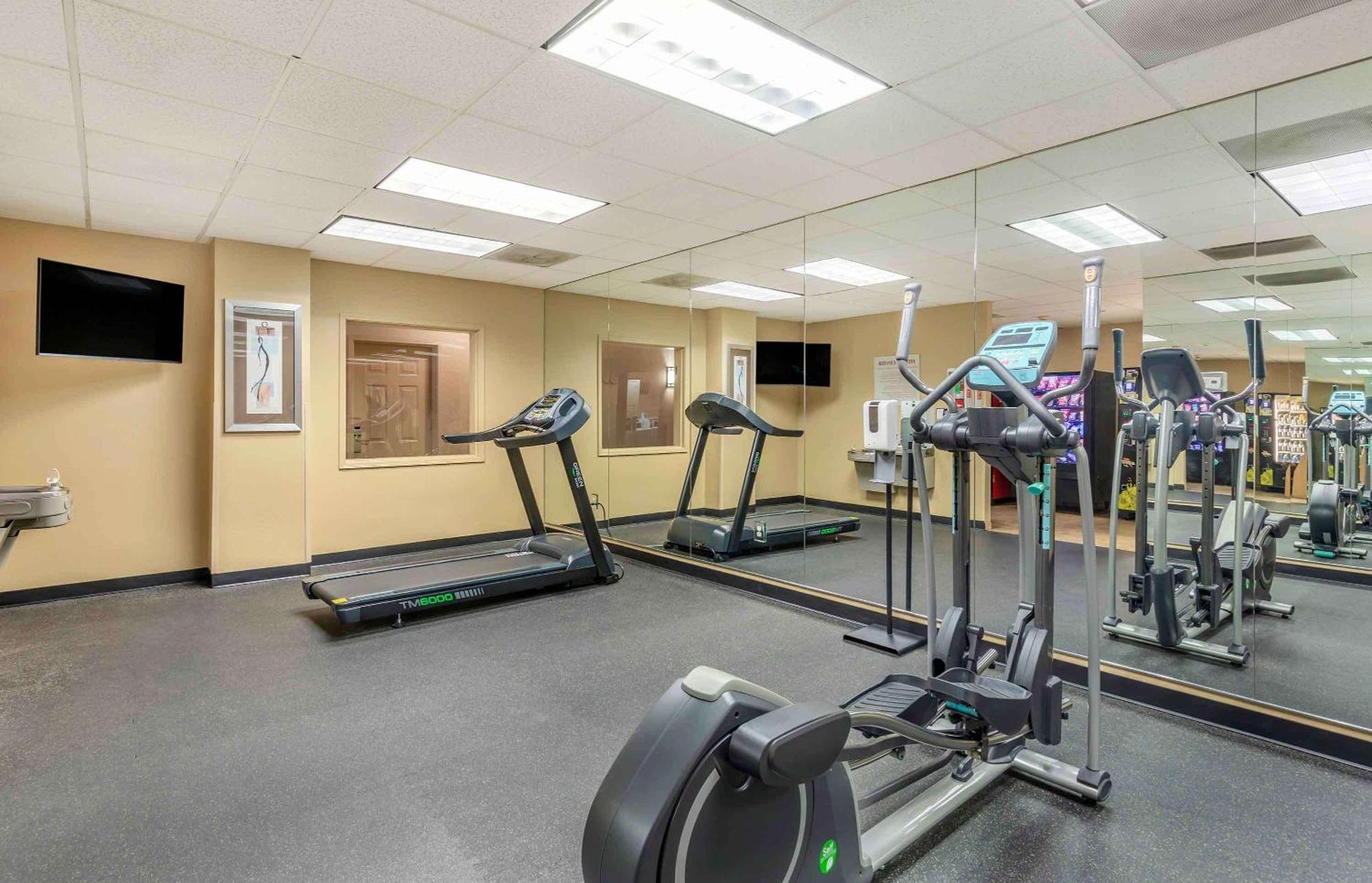 Extended Stay America Suites - Bakersfield - Chester Lane Εξωτερικό φωτογραφία